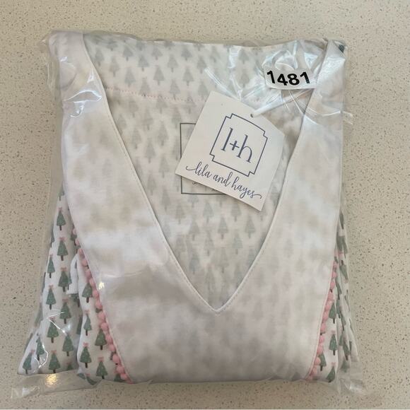 Lila And Hayes Julia Christmas Tree Pajama Set - Picture 4 of 4